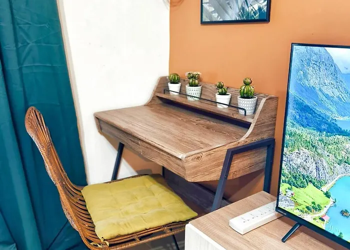 Apartment 1205t3 Avida Riala It Park 1br Unit